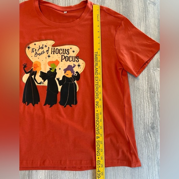 “It’s just a Bunch of Hocus Pocus” Women’s Burnt Orange Size XL Graphic T-Shirt. - Picture 8 of 8